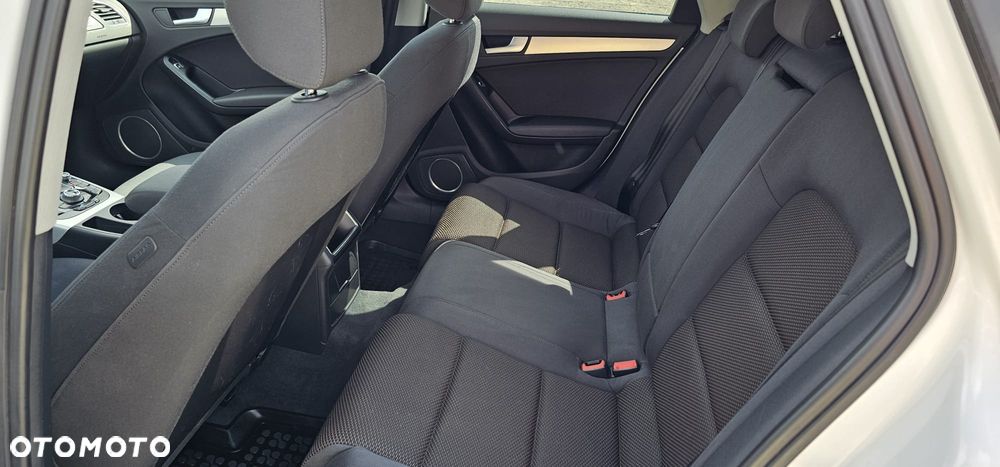 Audi A4 Allroad 2.0 TDI Quattro S tronic - 10