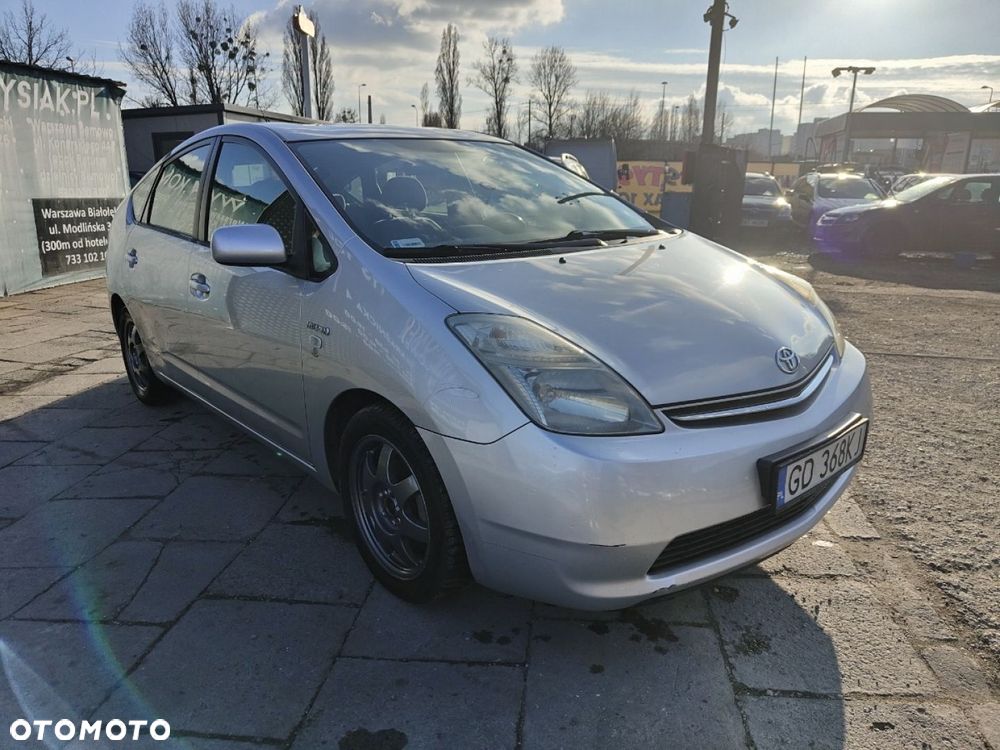 Toyota Prius - 2
