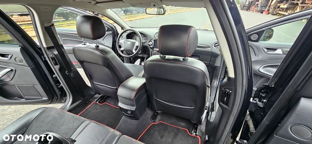 Ford Mondeo 2.2 TDCi Platinium X Plus (Titanium) - 29