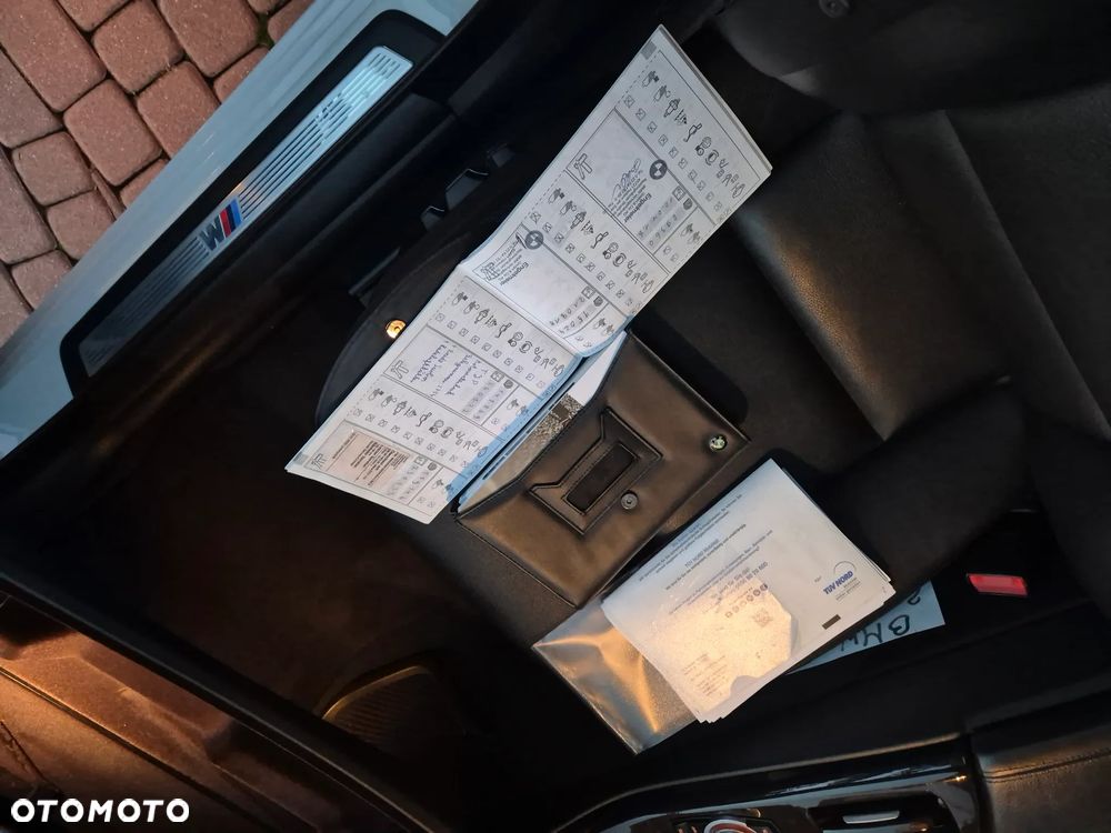 BMW Seria 5 525d xDrive - 31