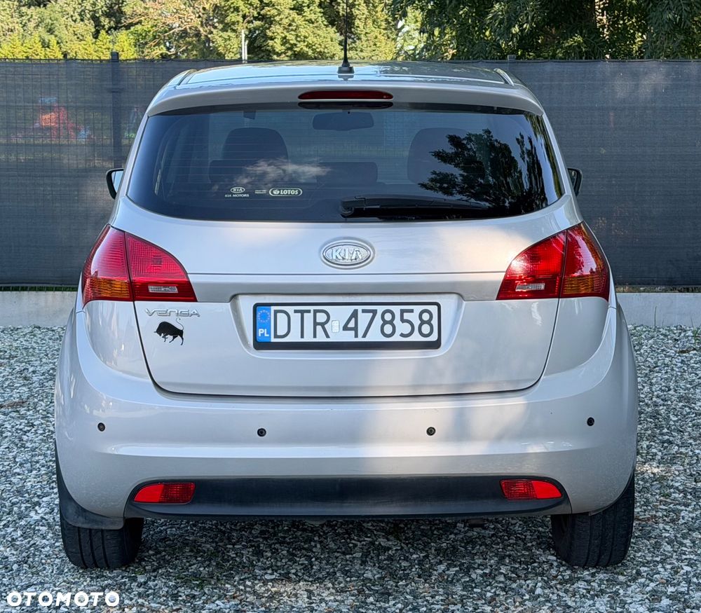 Kia Venga 1.4 L - 6