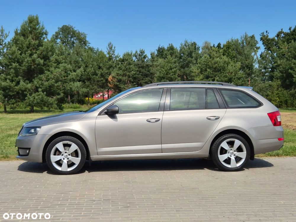Skoda Octavia 2.0 TDI Ambition DSG - 14
