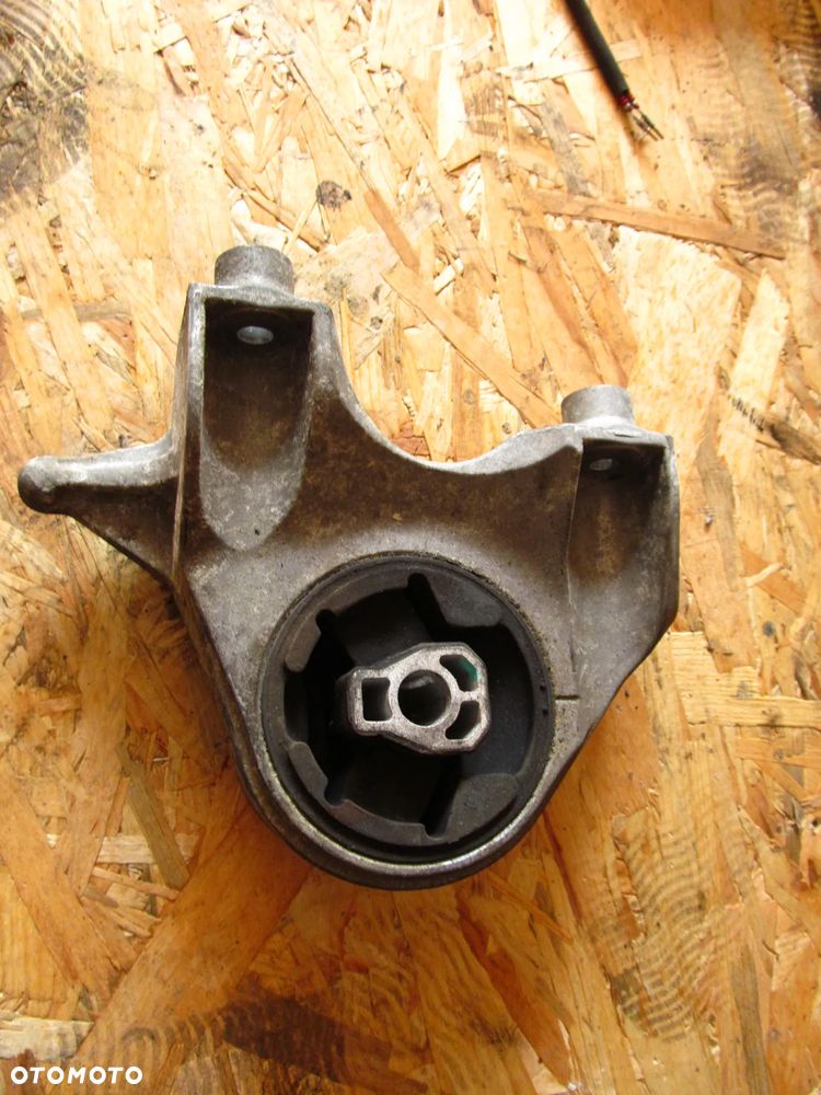 Poduszka silnika Mazda 2.2 diesel - 1