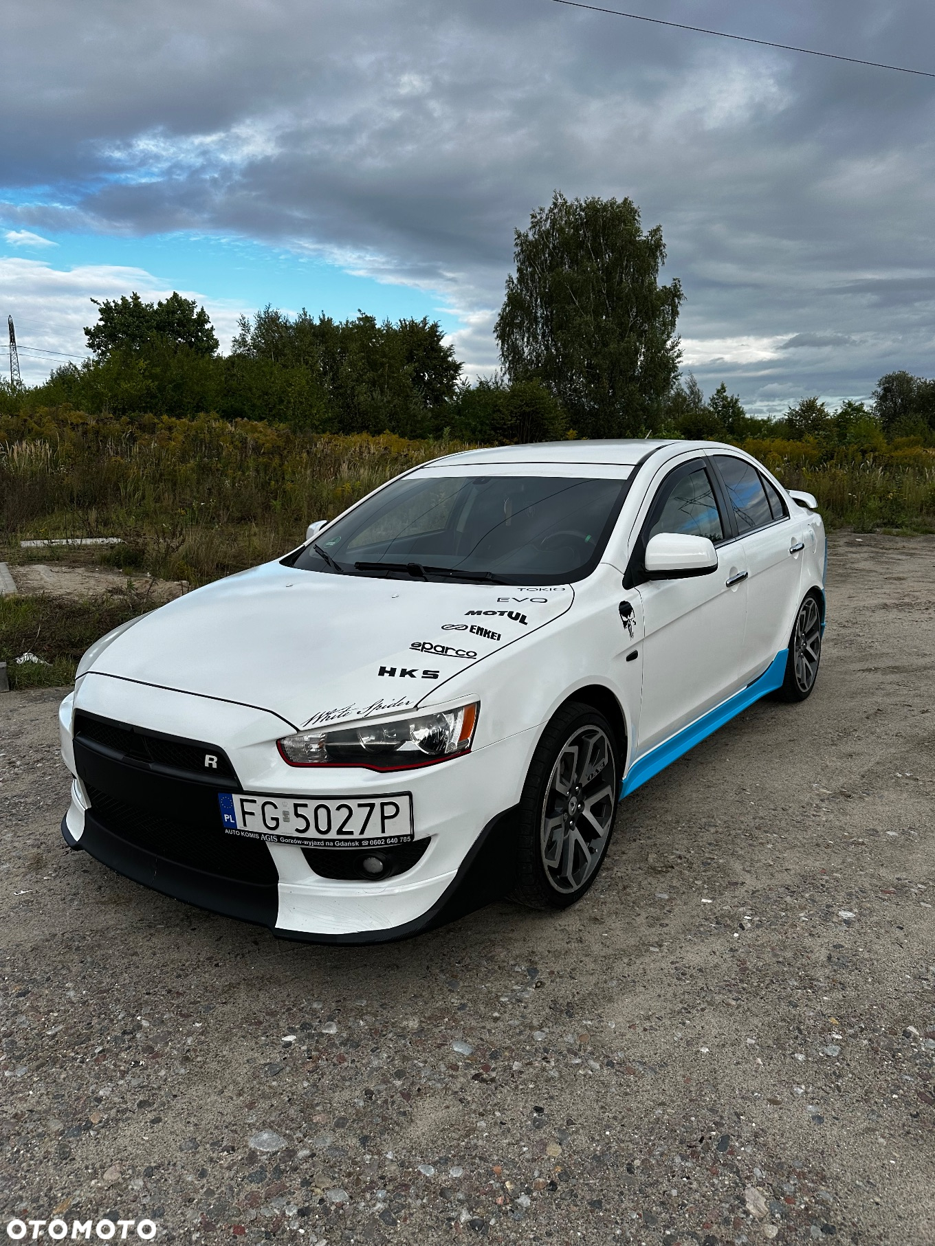 Mitsubishi Lancer - 2