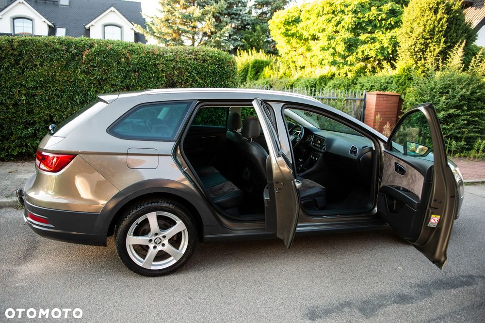 Seat Leon Sportstourer 2.0 TDI Start&Stop 4Drive X-Perience - 8