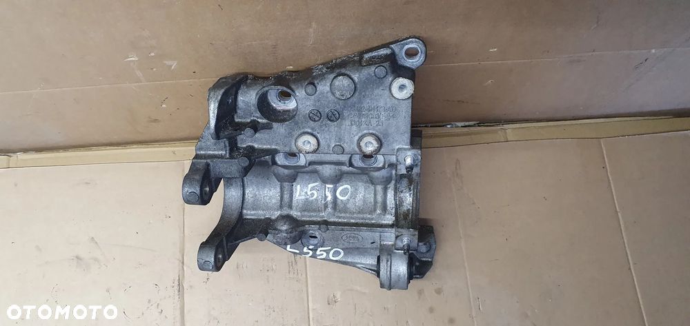 Łapa podpora półosi Land Rover Discovery Sport L550 GJ32-4H473-AD - 2
