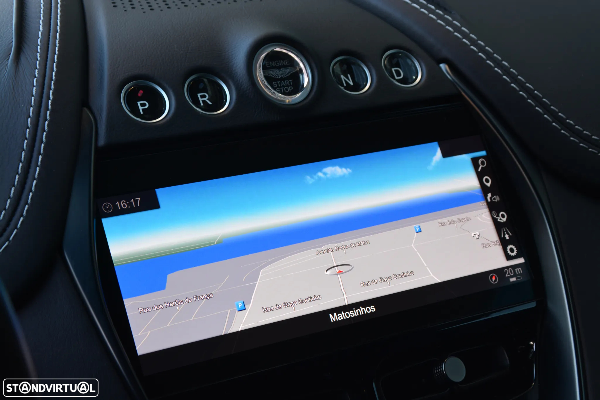 Aston Martin DBX Standard - 42