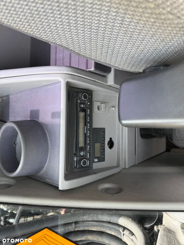 Volvo EW140D - 13