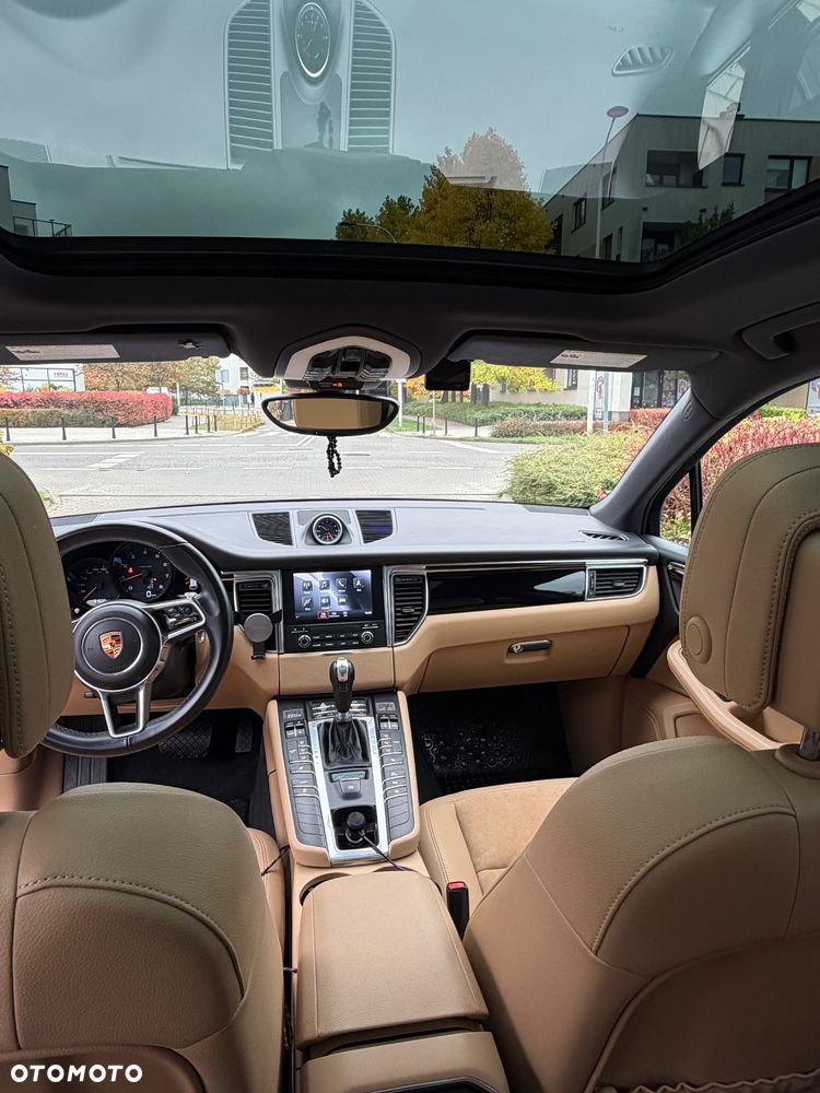 Porsche Macan Standard - 14