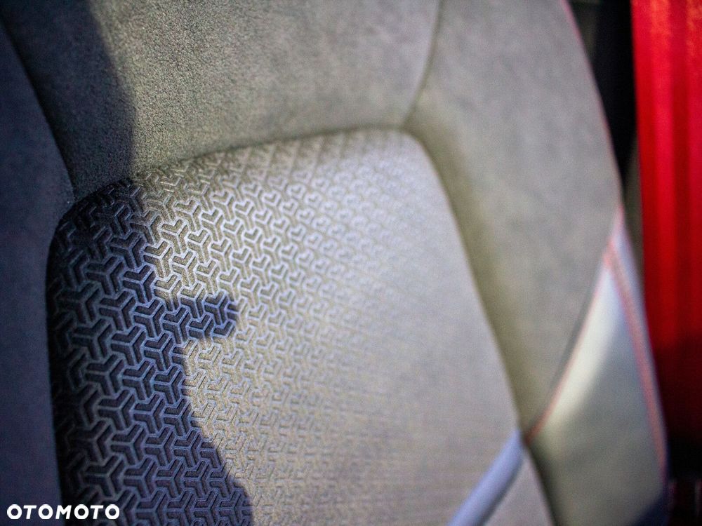 Porsche Cayenne GTS - 39