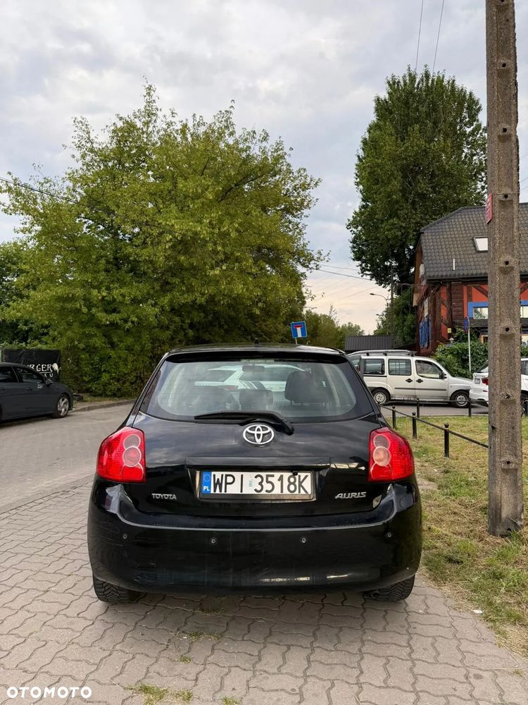 Toyota Auris 1.4 VVT-i - 6