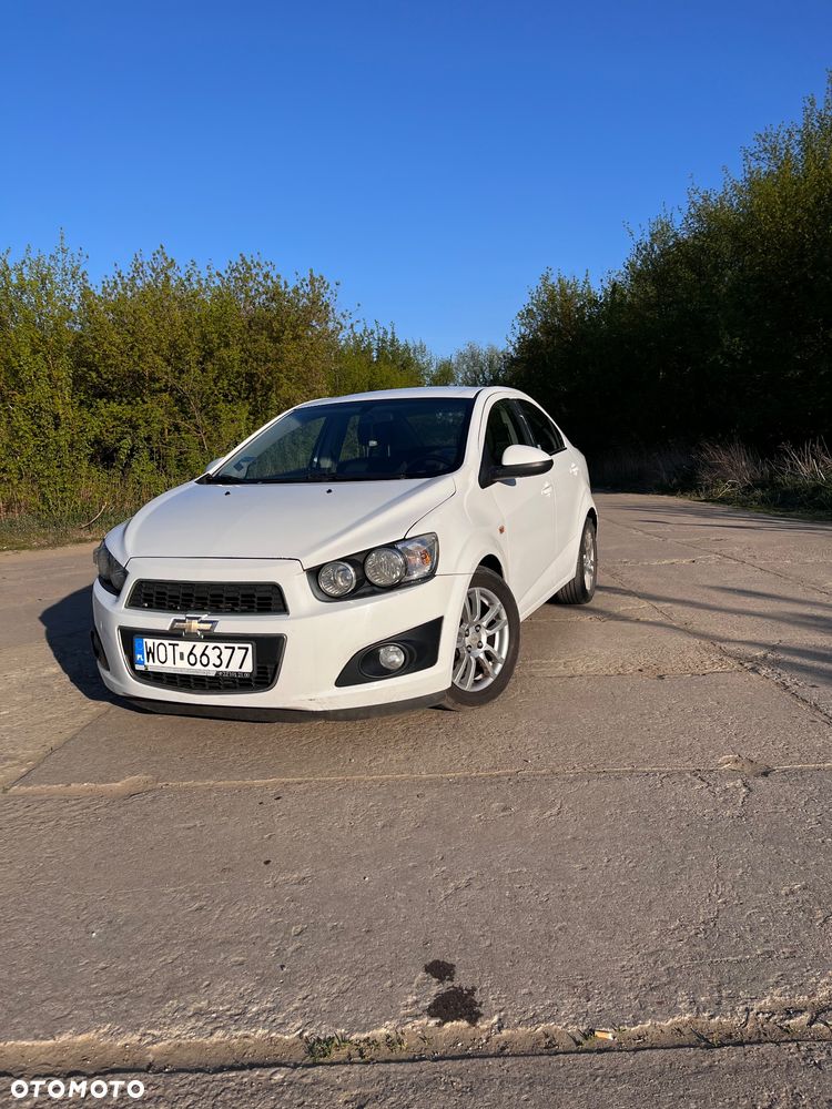 Chevrolet Aveo - 2