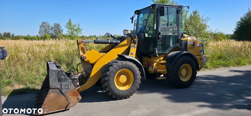 Caterpillar 908M /  Cat 906, 907, 908 - 2