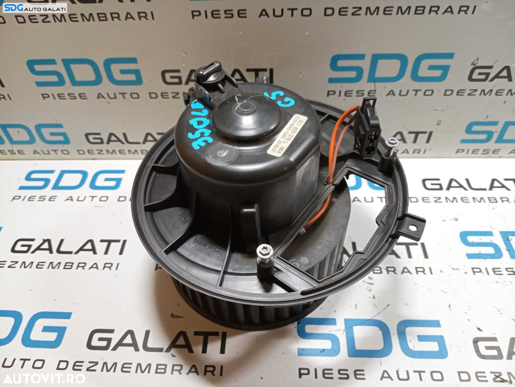 Motoras Ventilator Aeroterma Habitaclu Volkswagen Caddy 3 1.4 1.6 1.9 2.0 2003 - 2010 Cod 3C1820015L [M7664] - 2