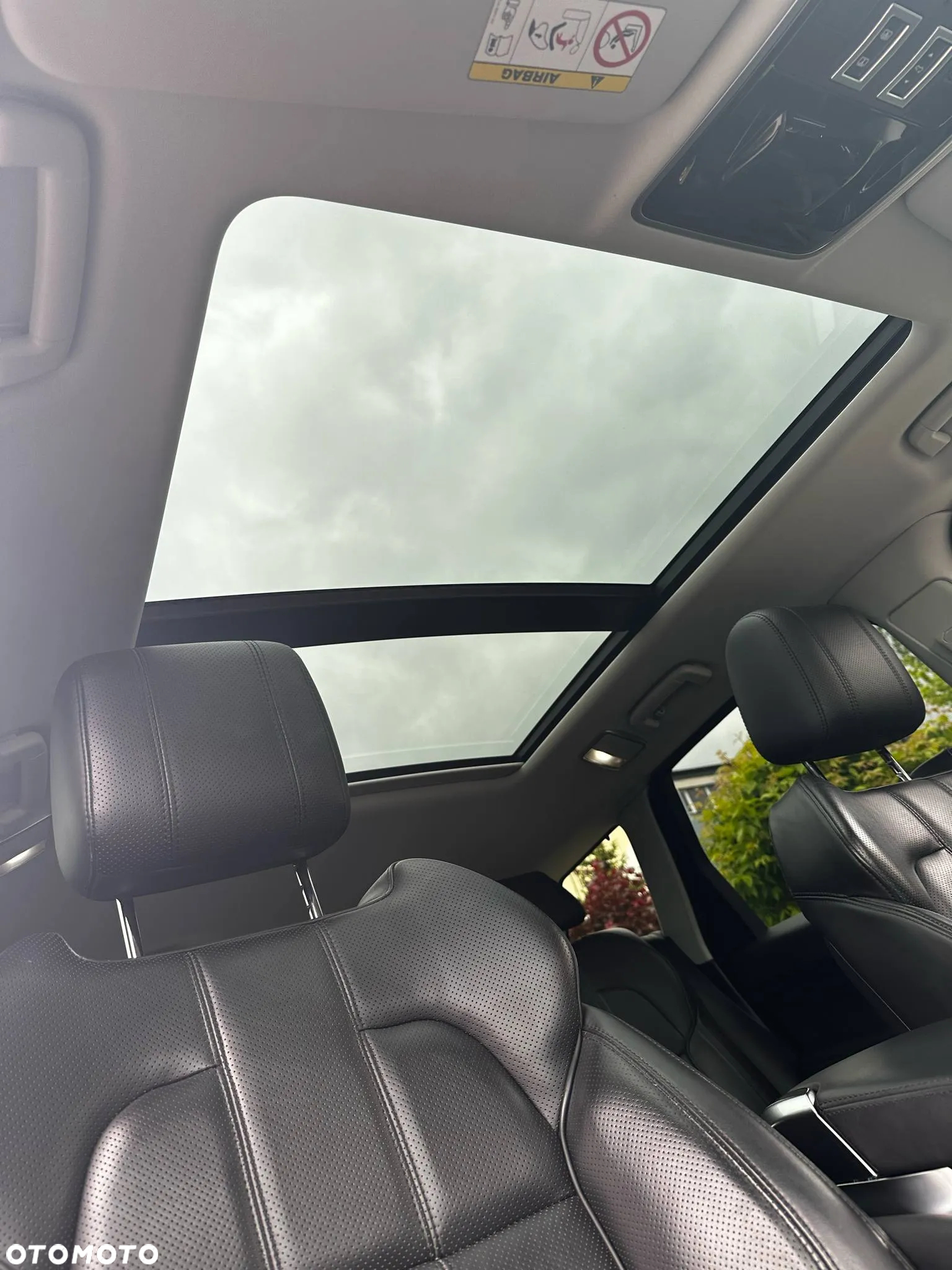 Land Rover Range Rover Sport D250 (SDV6) HSE - 16