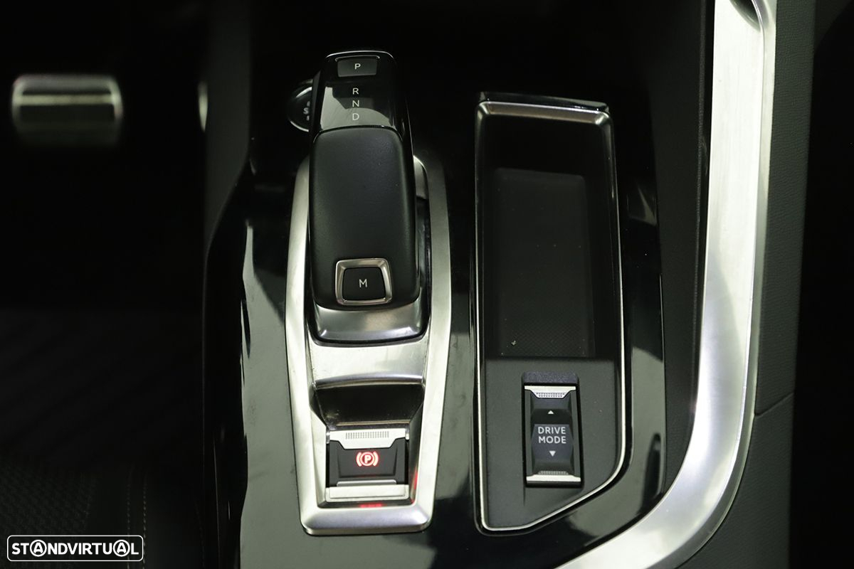 Peugeot 3008 1.2 PureTech GT EAT8 - 14