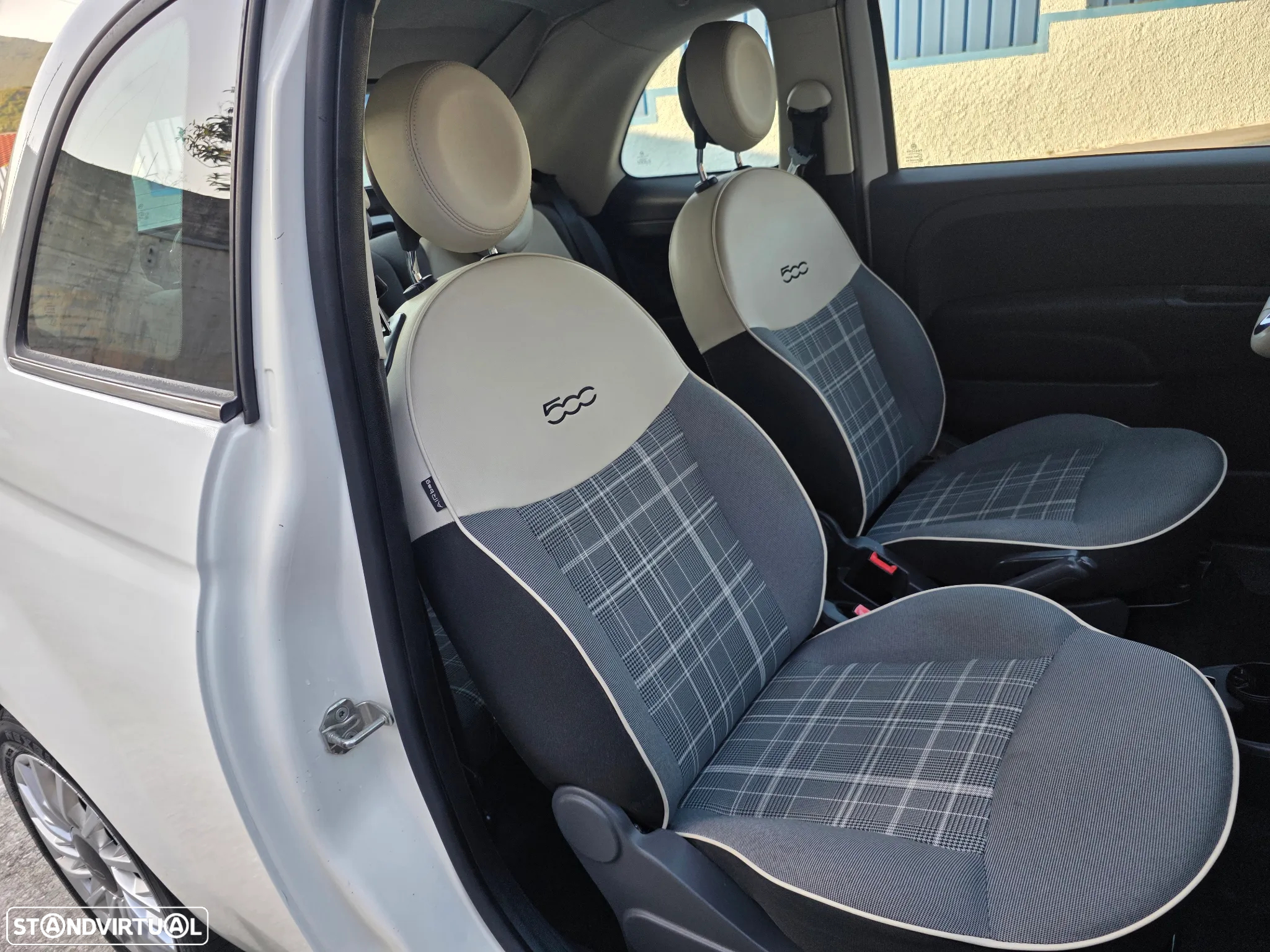 Fiat 500C 1.3 MJ Lounge S&S - 20