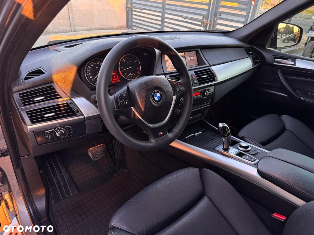 BMW X5 xDrive35d - 12