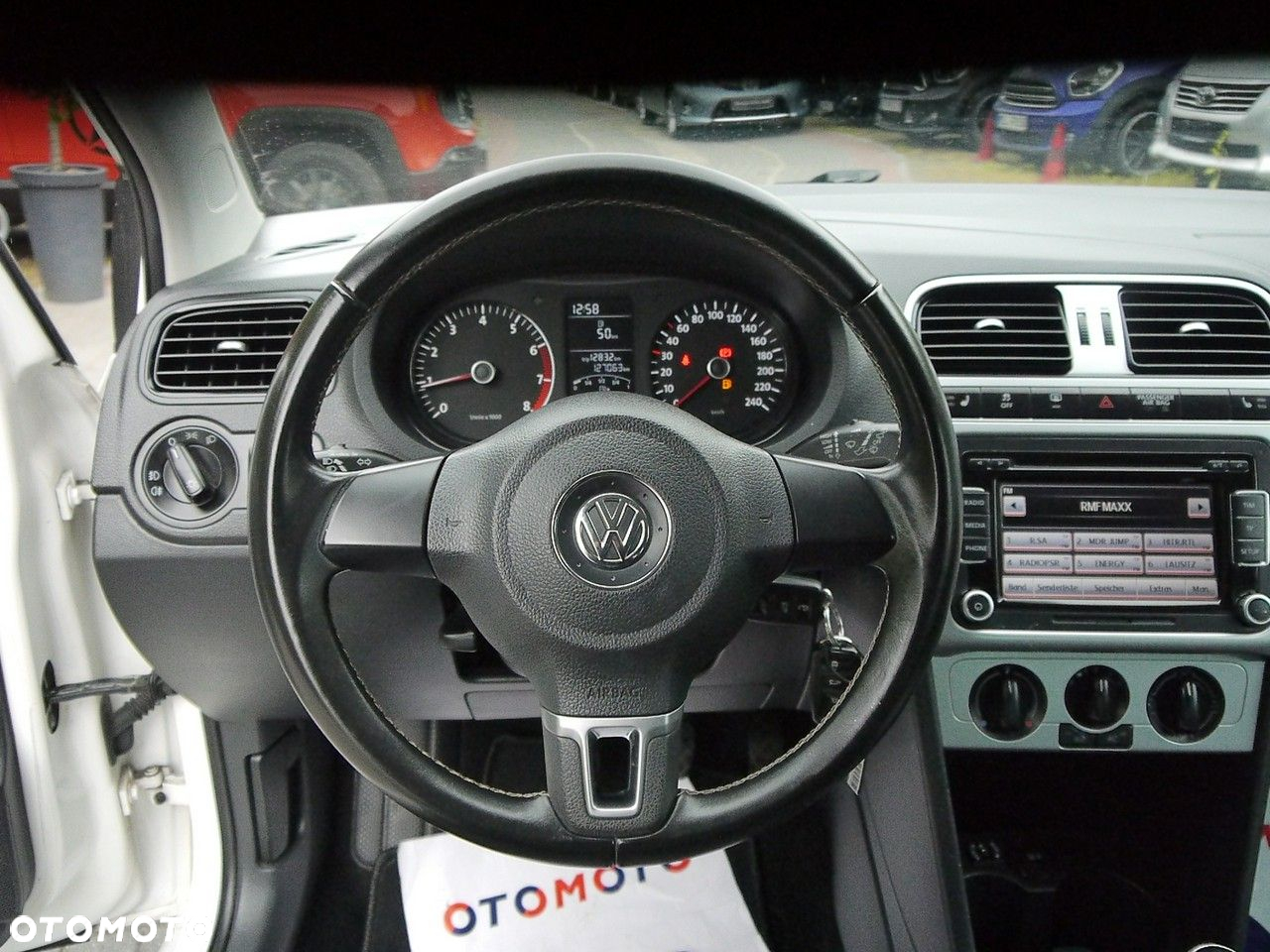 Volkswagen Polo 1.2 MATCH - 15