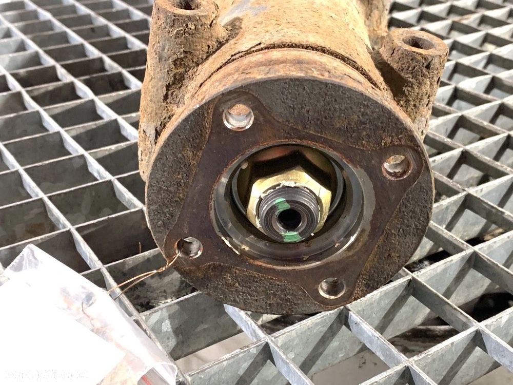 MOST DYFER TYŁ  SUBARU OUTBACK (BL, BP) 2003 - 2010 2.5 AWD (BP9) 121 kW [165 KM] benzyna 2003 - - 4