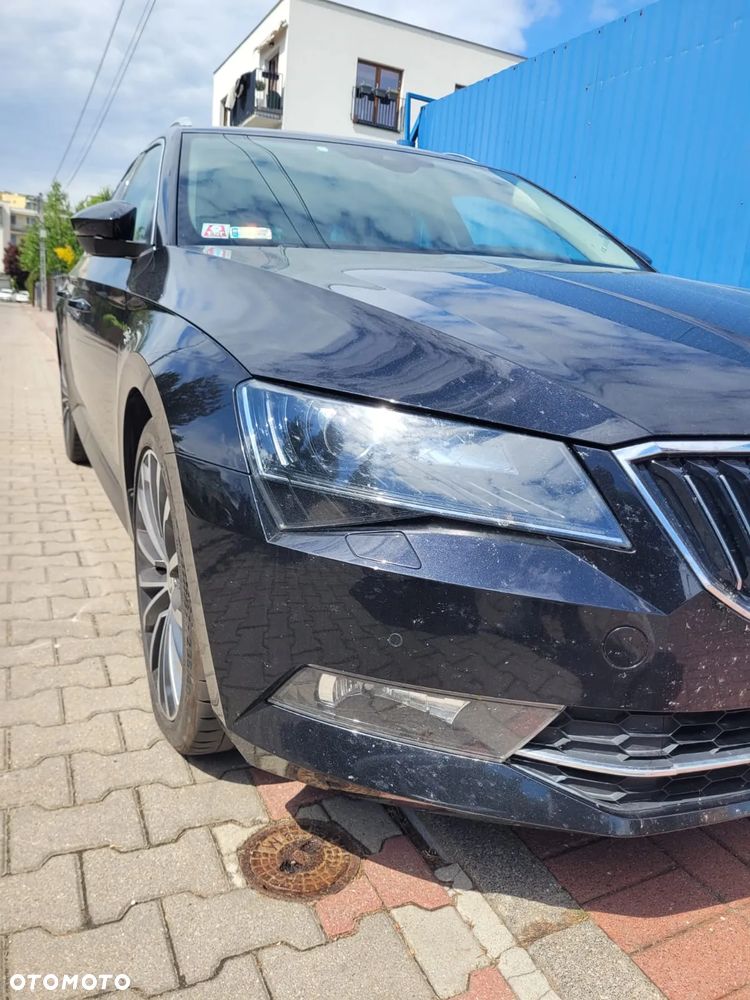 Skoda Superb 2.0 TSI 4x4 L&K DSG - 6