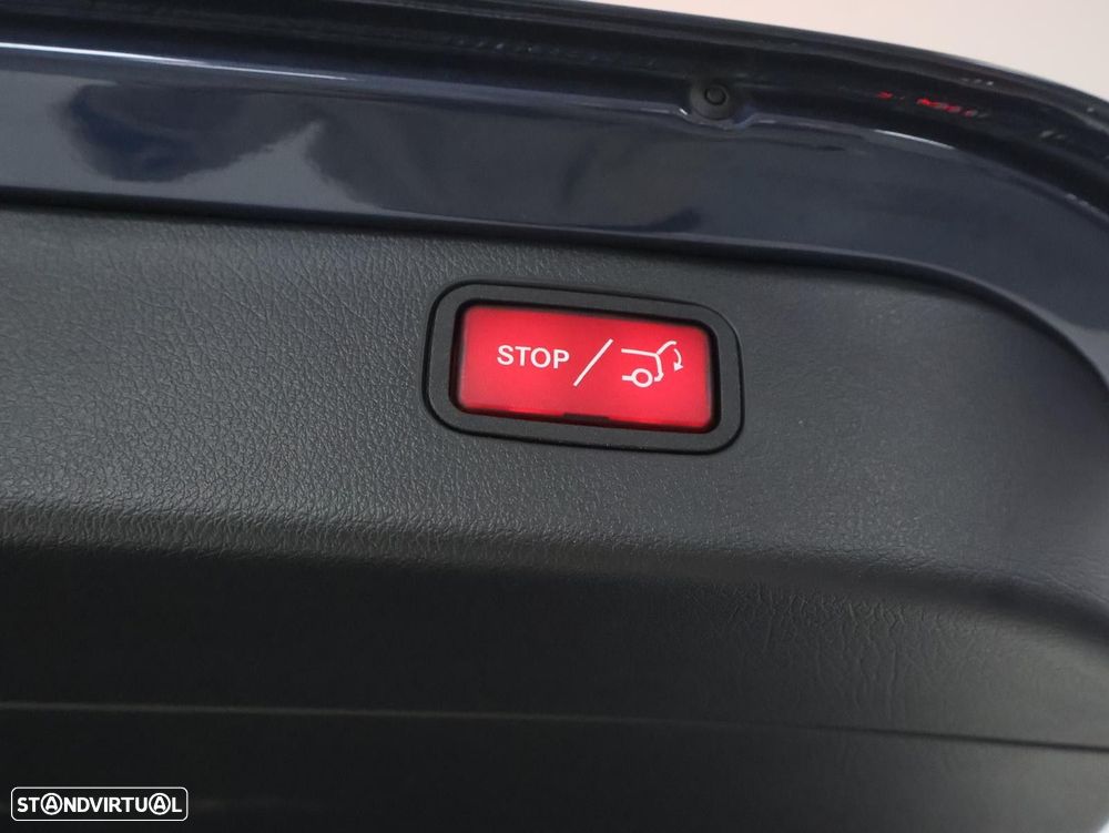 Mercedes-Benz C 300 e AMG Line - 30