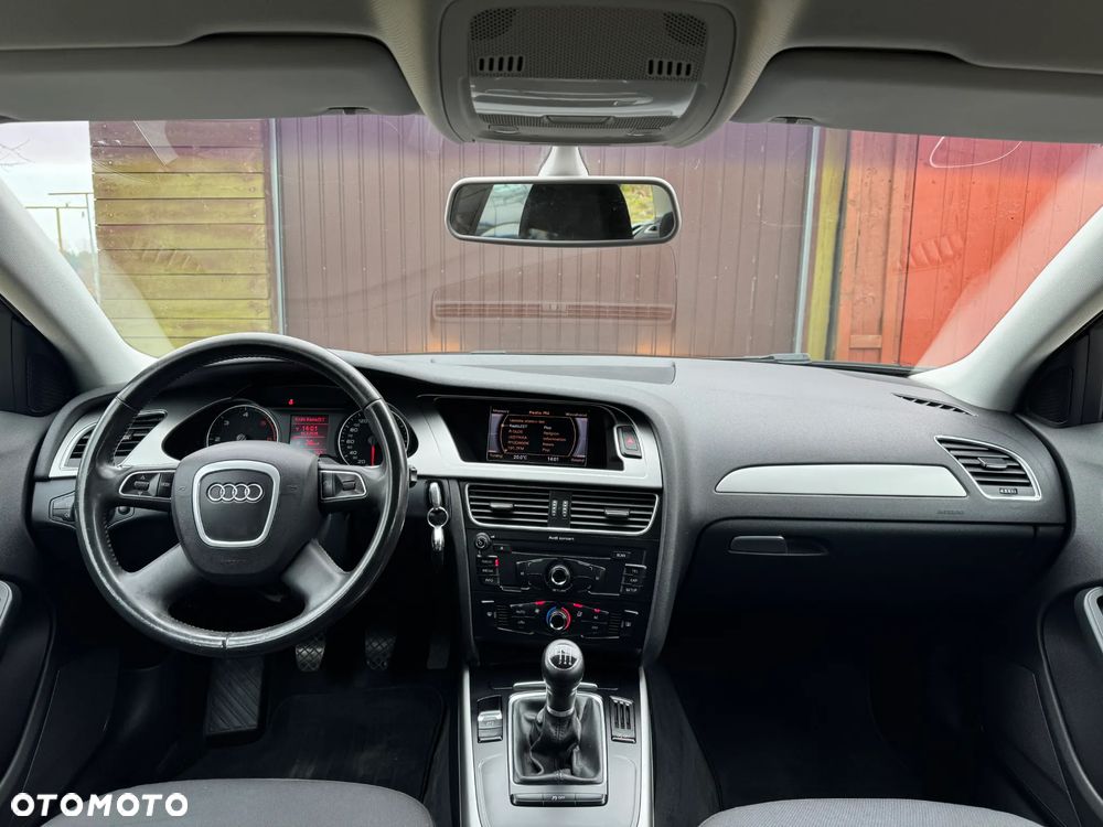 Audi A4 Avant 2.0 TDI 120g DPF Attraction - 11