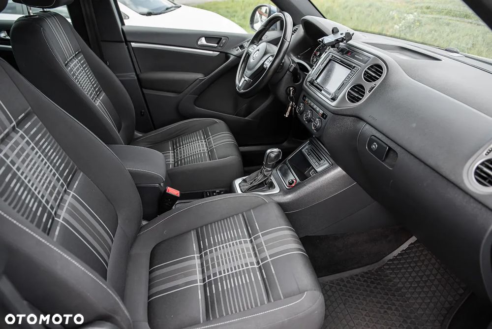 Volkswagen Tiguan 2.0 TDI SCR 4MOTION BlueMotion Technology DSG Lounge Sport & Style - 31