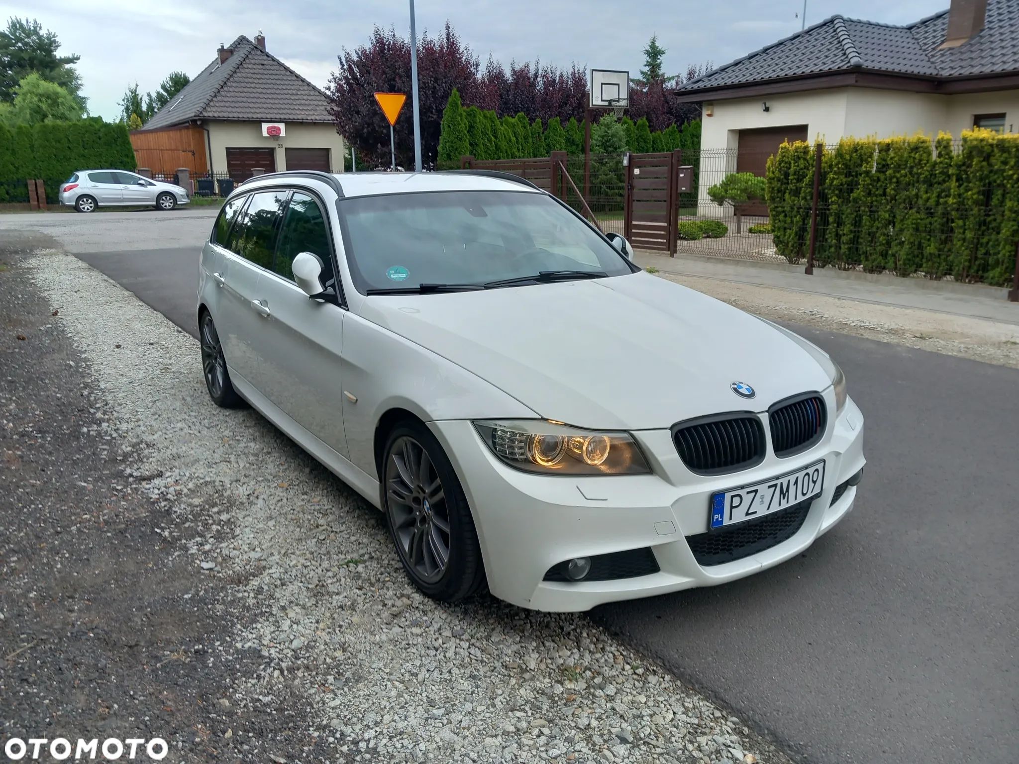 BMW Seria 3 318d DPF Touring Edition Sport - 1
