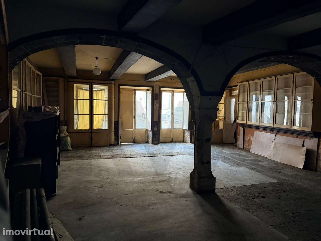 Moradia para Reabilitar - Centro da Ribeirinha - Grande imagem: 2/15