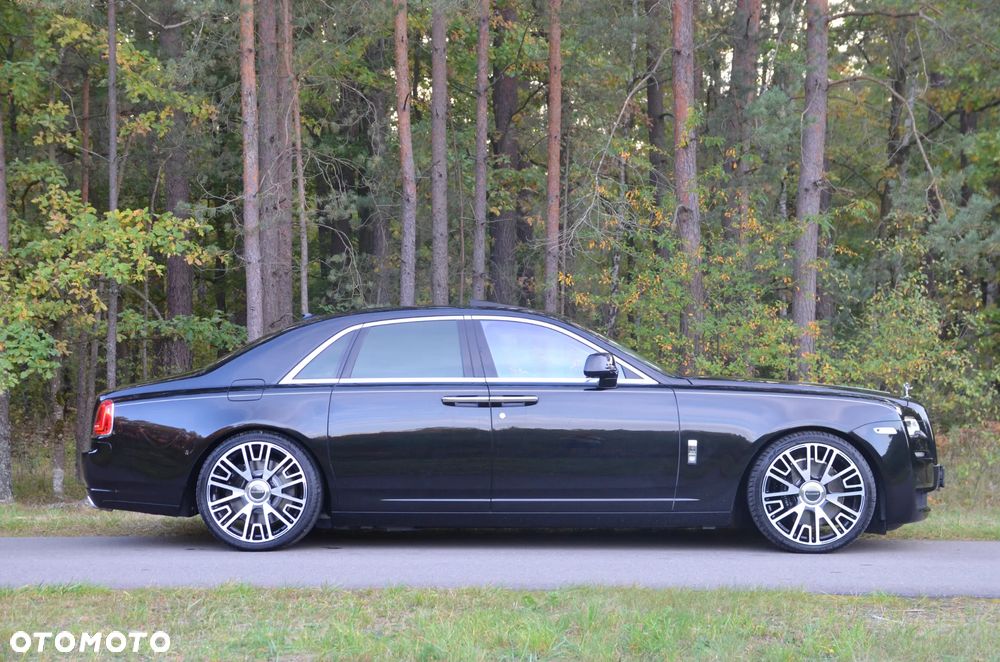 Rolls-Royce Ghost Standard - 16