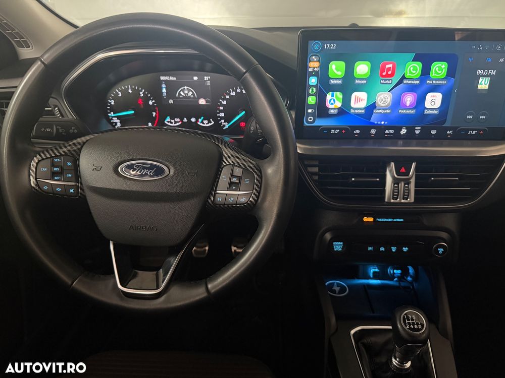 Ford Focus 1.0 EcoBoost Titanium - 36