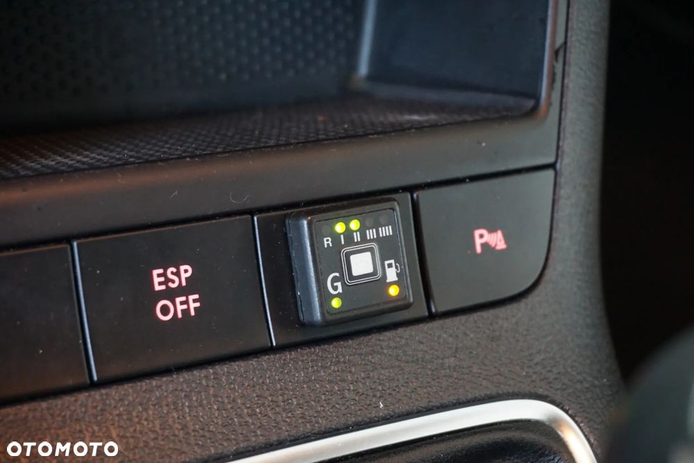 Volkswagen Golf Plus 1.6 Edition - 33