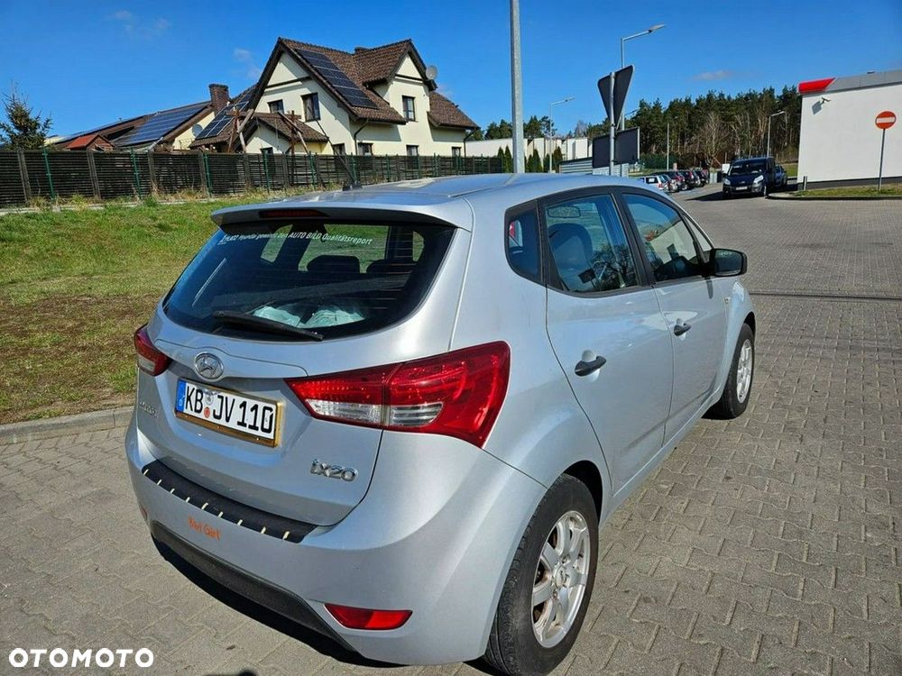 Hyundai ix20 - 7
