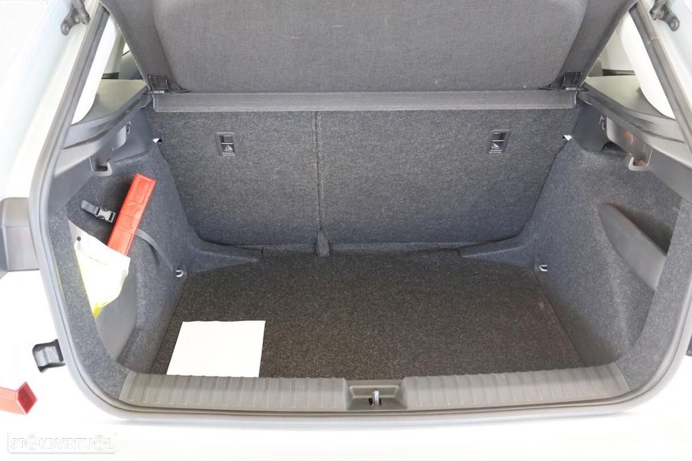 Skoda Kamiq 1.0 TSI DSG - 21