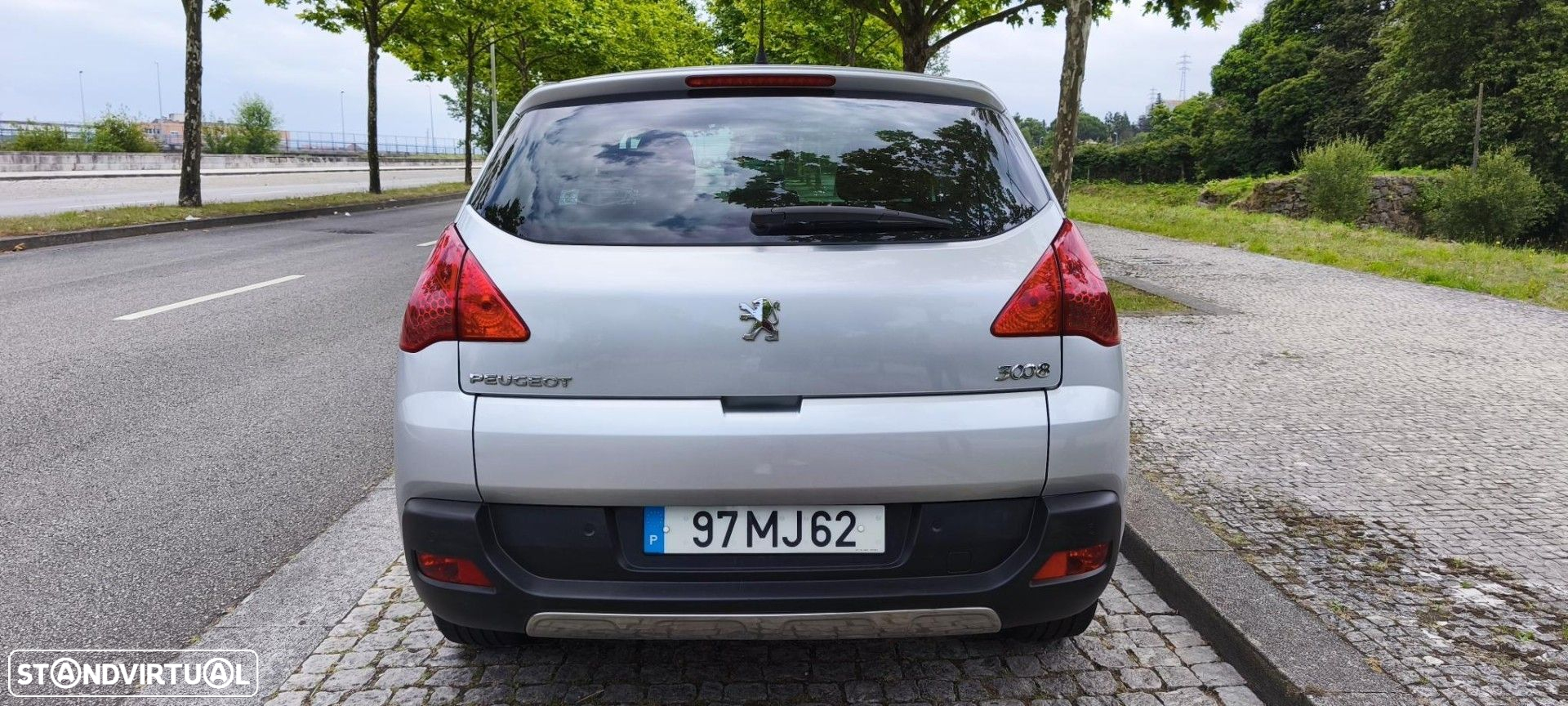 Peugeot 3008 1.6 HDi Executive - 6