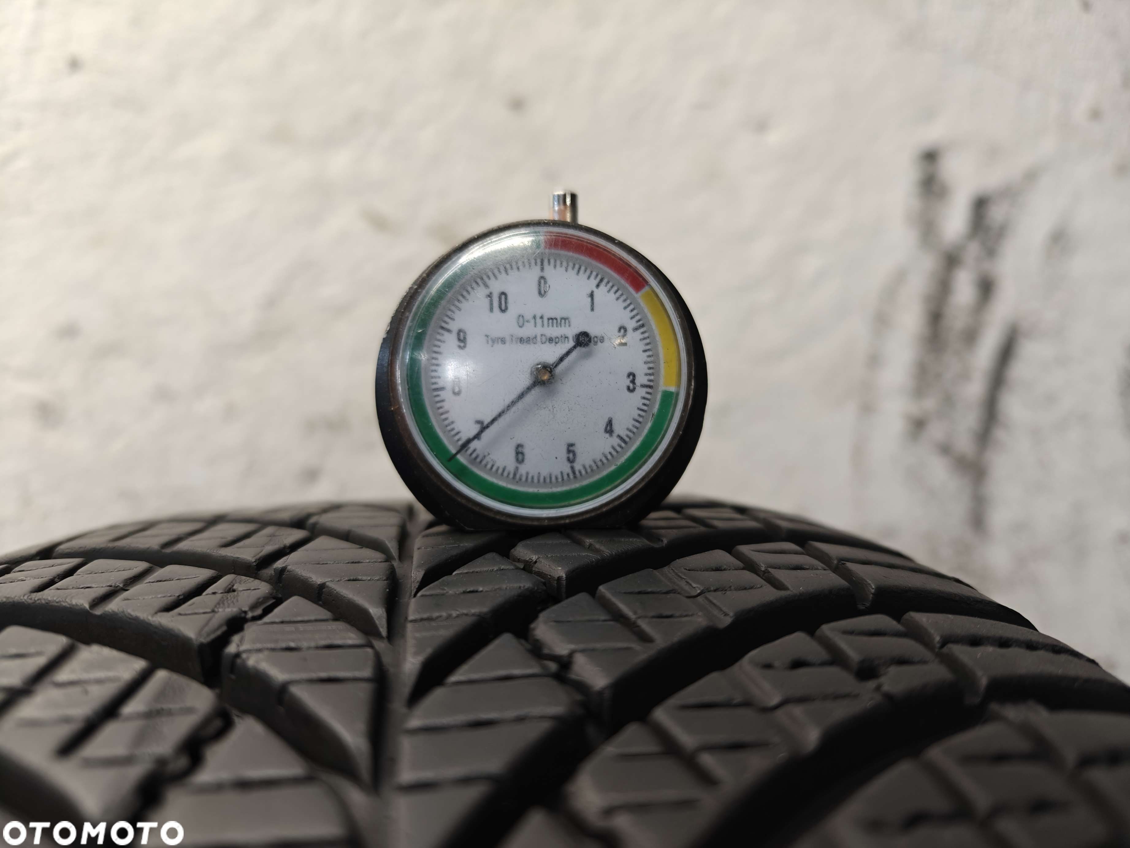 4x 215/60R17 opony całoroczne Goodyear 7,2mm 2021 (N286) - 7
