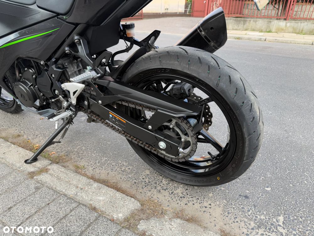 Kawasaki Ninja 400 - 19