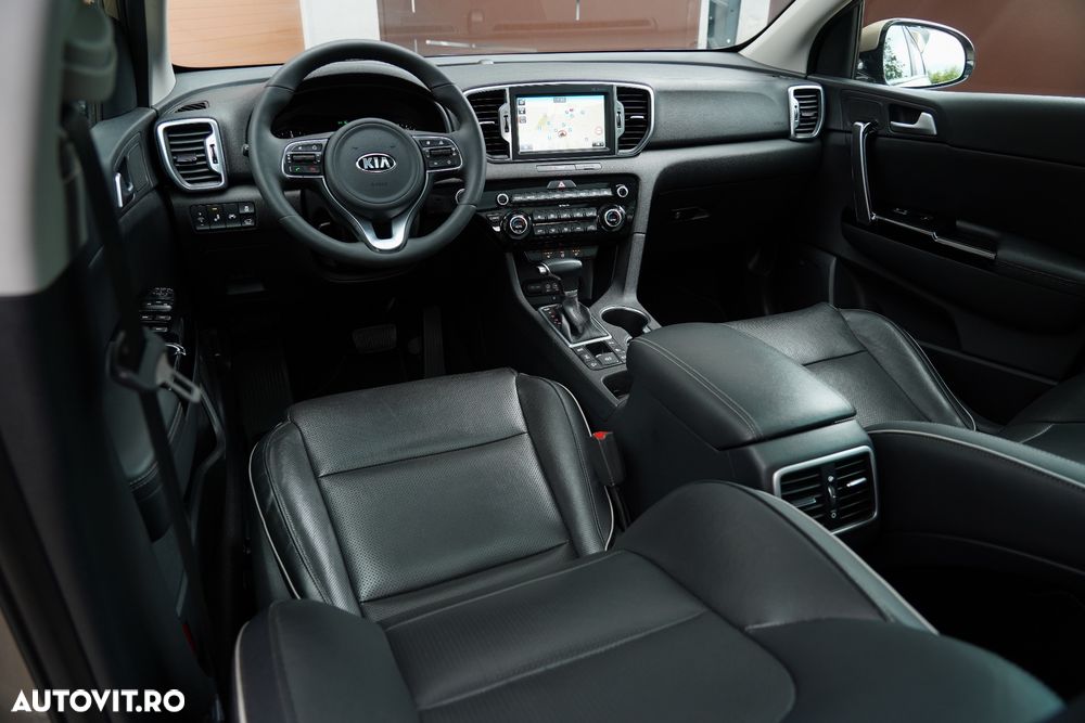 Kia Sportage 2,0 CRDI AWD Aut. Platinum - 12