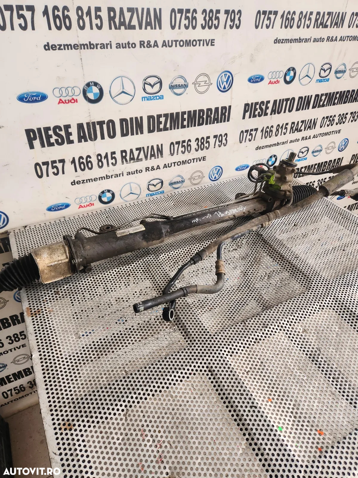 Caseta Directie Vw Touareg 7L An 2004-2005-2006-2007-2008-2009-2010 Volan Stanga - Dezmembrari Arad - 4