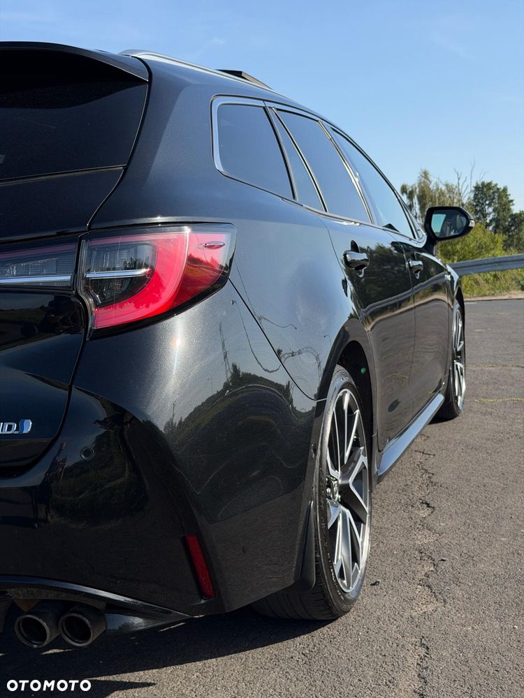 Toyota Corolla 2.0 Hybrid Executive - 33