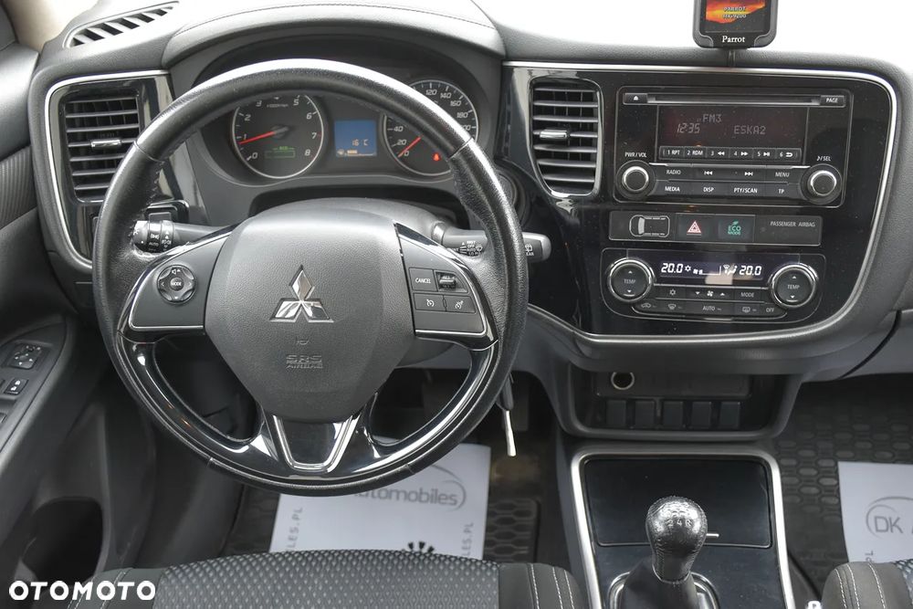 Mitsubishi Outlander 2.0 City Style 2WD - 25