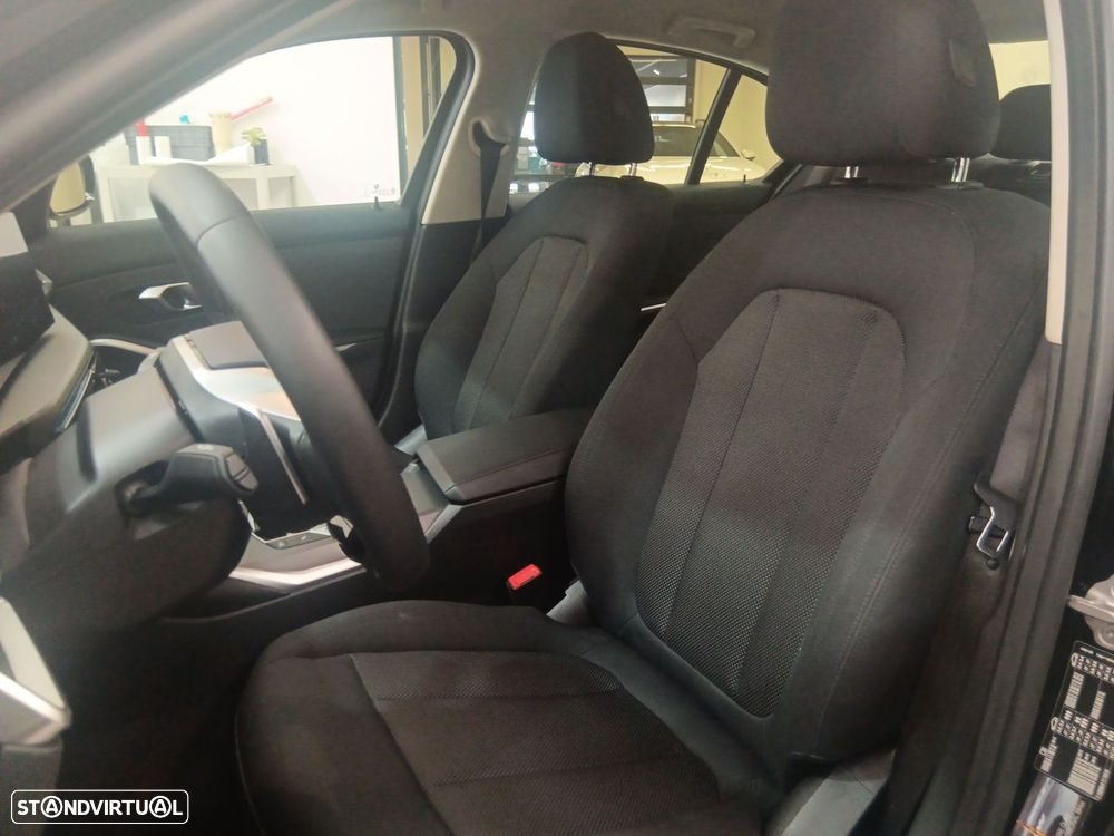 BMW 320 d Auto - 13