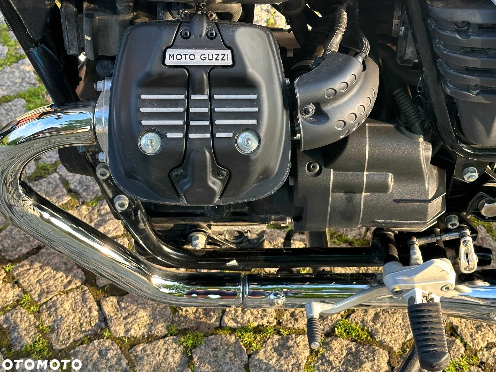 Moto Guzzi V7 - 8
