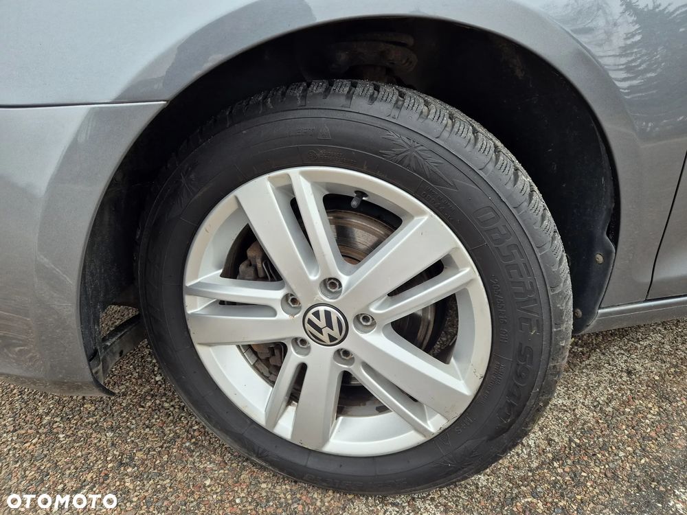 Volkswagen Golf 1.6 TDI BlueMot Comfortline - 22