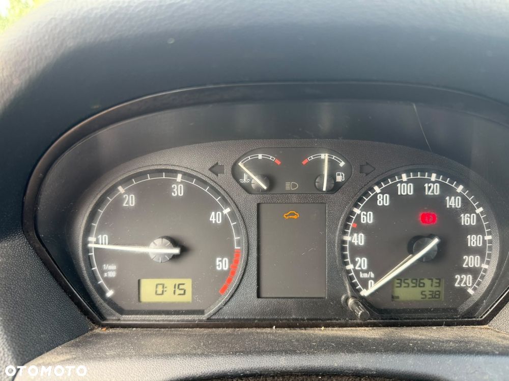 Skoda Fabia - 6