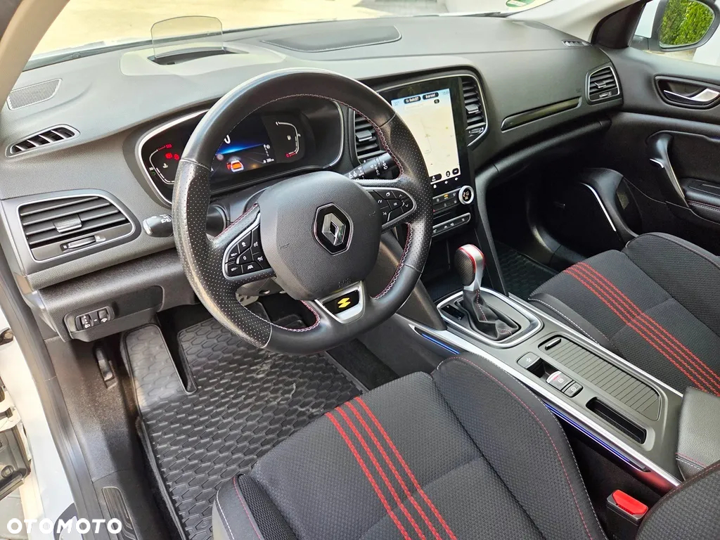 Renault Megane Grandtour TCe 160 GPF EDC R.S LINE - 21