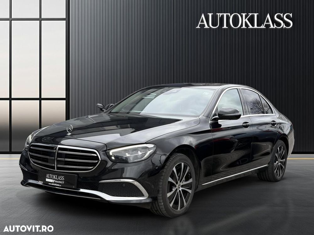 Mercedes-Benz E 300 4MATIC Aut. - 1