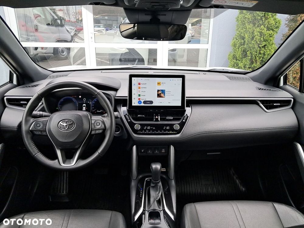 Toyota Corolla Cross 2.0 Hybrid Premiere Edition AWD - 27
