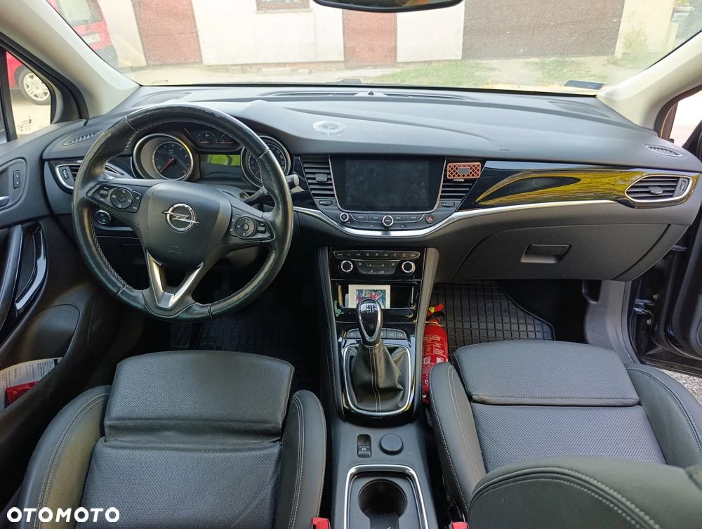 Opel Astra 1.4 Turbo Innovation - 19